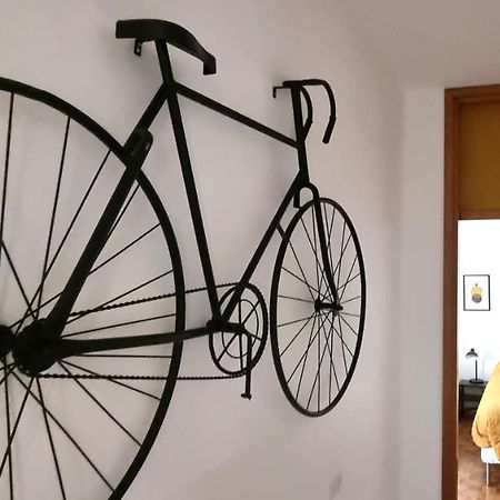 Guesthouse Tree Rooms Industrial بيرغامو المظهر الخارجي الصورة