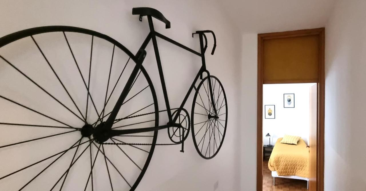 Guesthouse Tree Rooms Industrial بيرغامو المظهر الخارجي الصورة