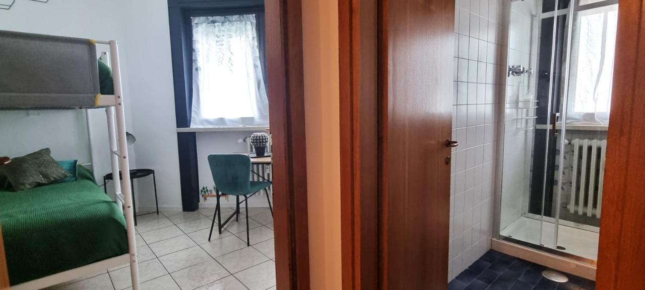 Guesthouse Tree Rooms Industrial بيرغامو المظهر الخارجي الصورة