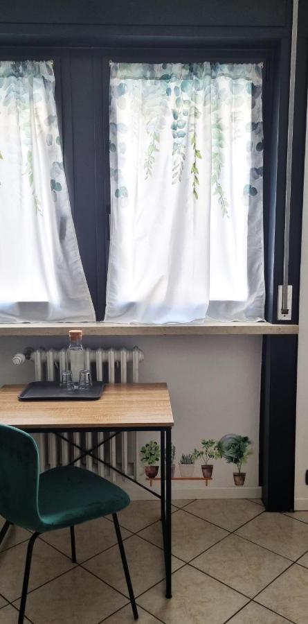 Guesthouse Tree Rooms Industrial بيرغامو المظهر الخارجي الصورة