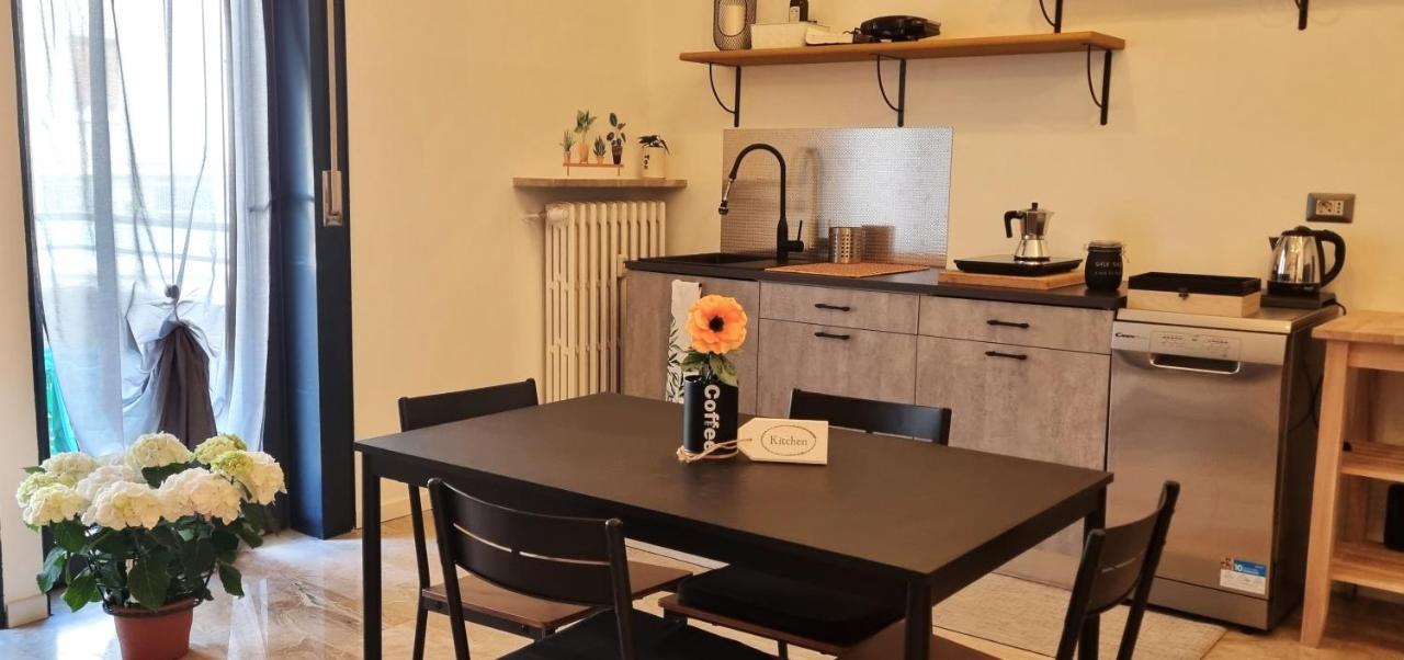 Guesthouse Tree Rooms Industrial بيرغامو المظهر الخارجي الصورة